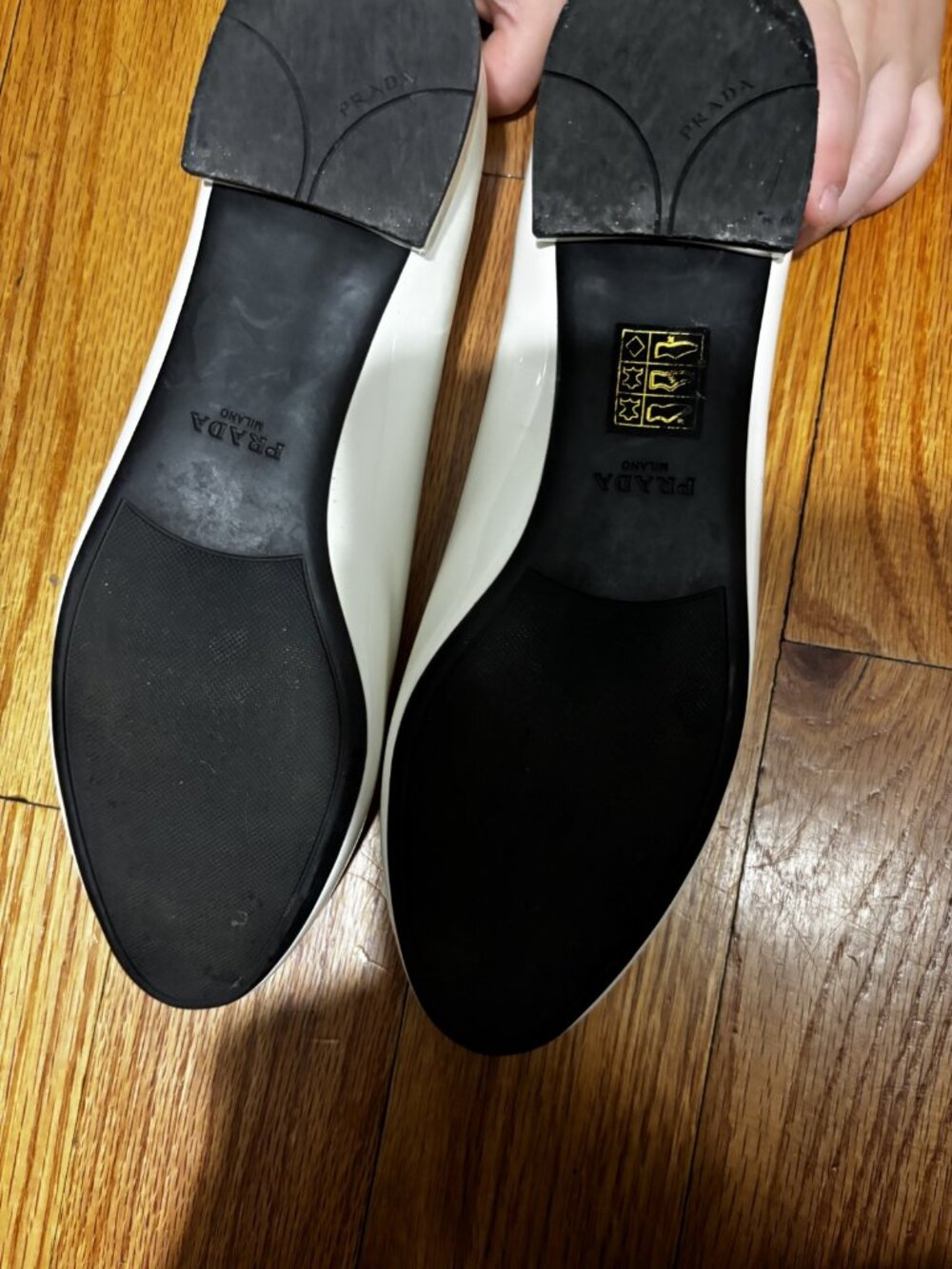 Prada white womans pump size 37.5 - Picture 9 of 9